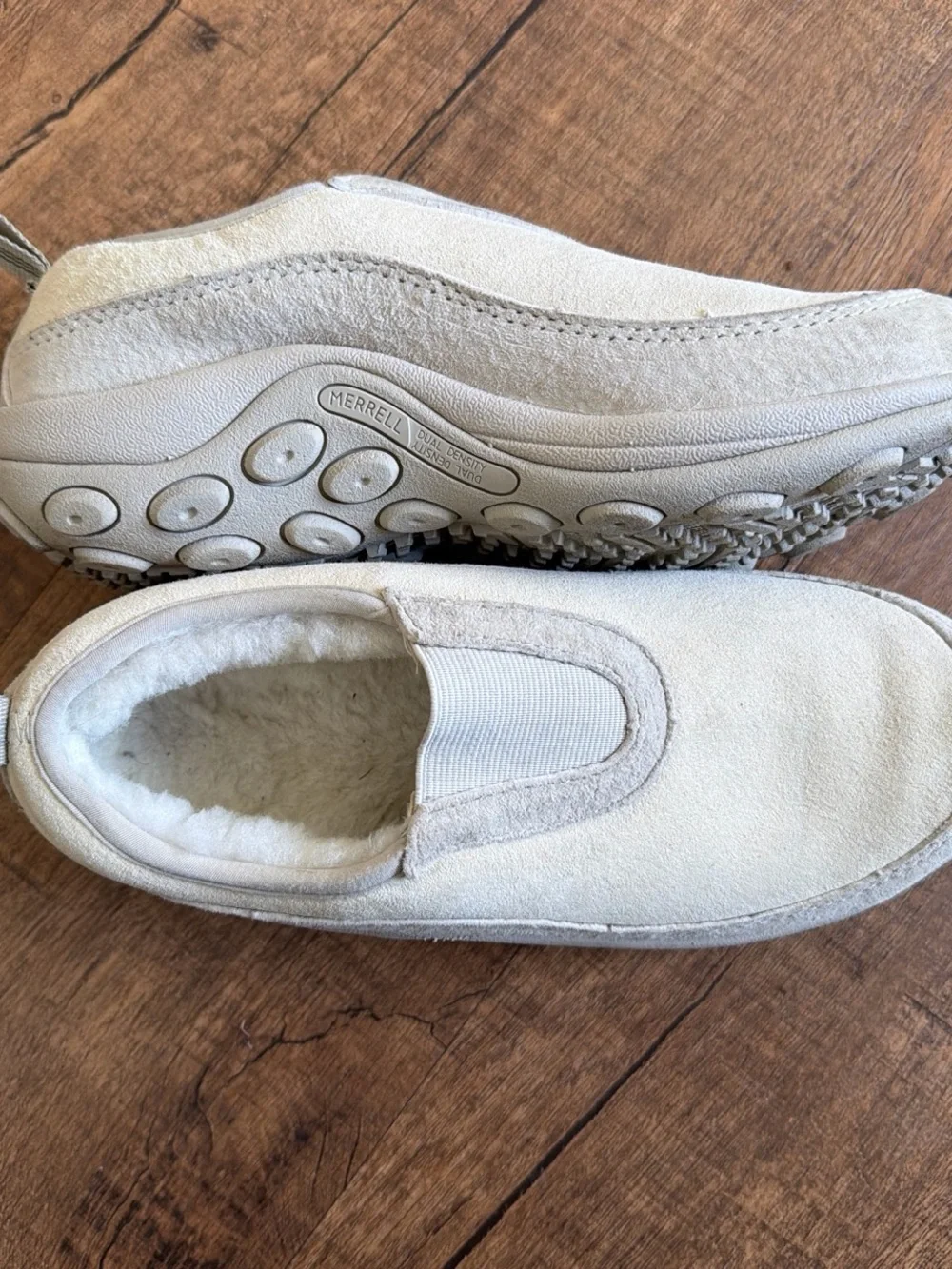 Merrell Women's Cream Slip-On Fleece-Lined shoes